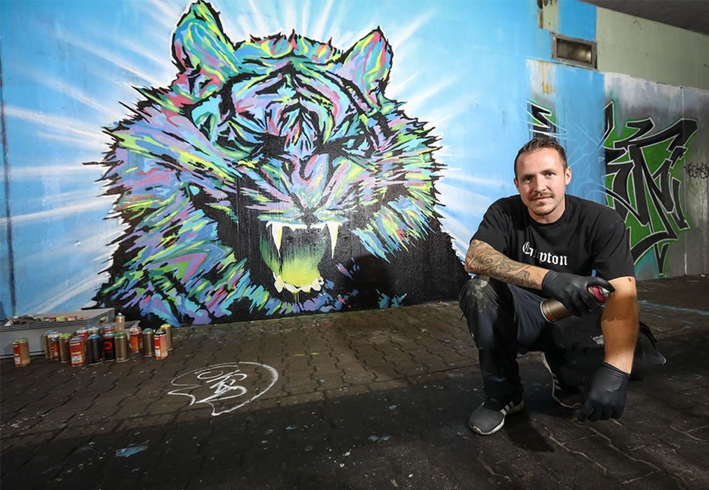 Fertig! Vielfarbig, verwischte Konturen und voller Energie – so mag’s Graffiti-Künstler Beni Veltum am liebsten.