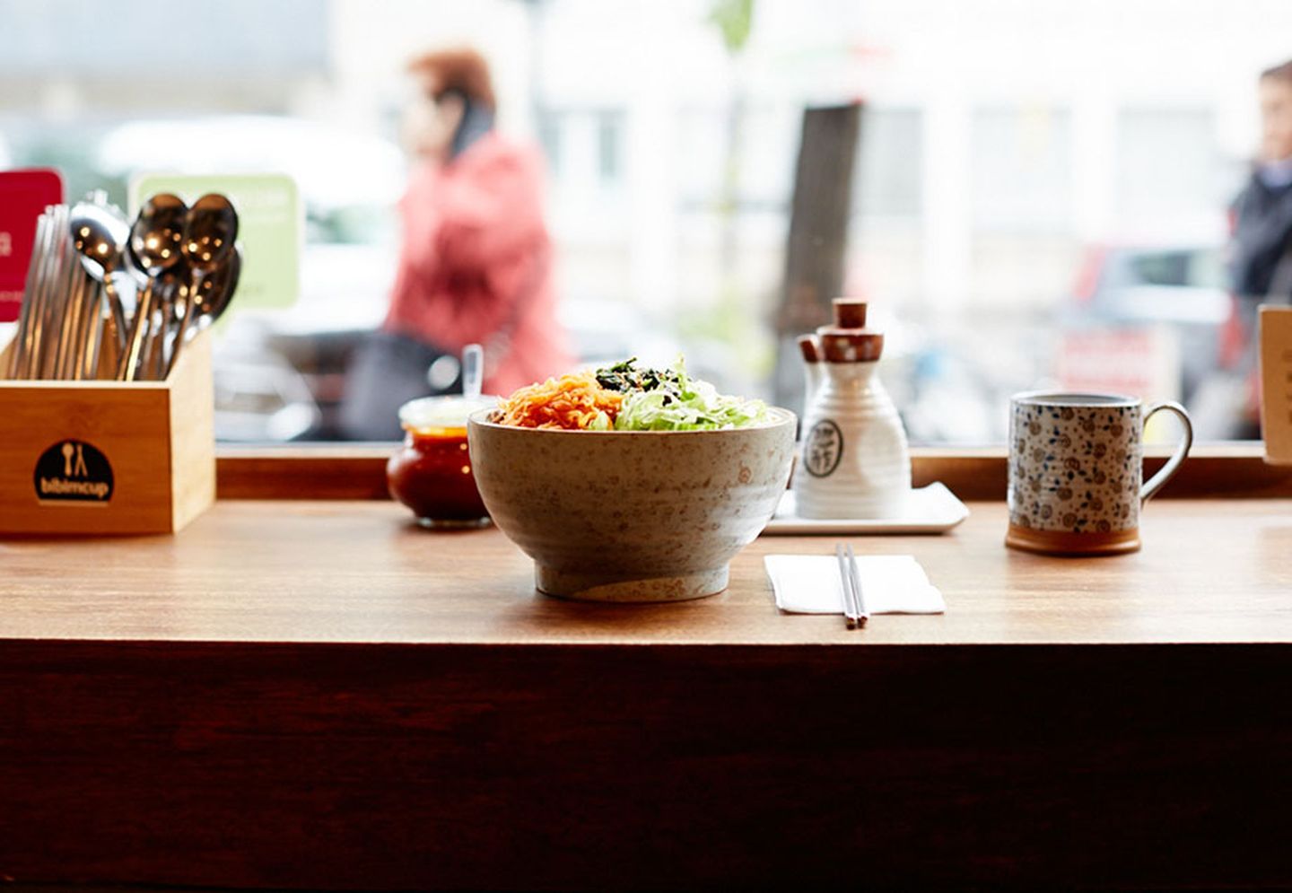 In Sachen asiatischer Kulinarik hat Düsseldorf einiges zu bieten. Neben der mittlerweile fast schon altbekannten chinesischen und japanischen Küche gibt es immer mehr vietnamesische und koreanische Restaurants.