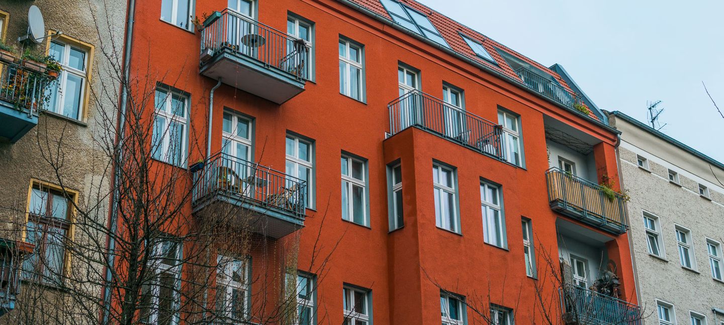 Ein Mehrfamilienhaus in Düsseldorf: Energieberatung Express