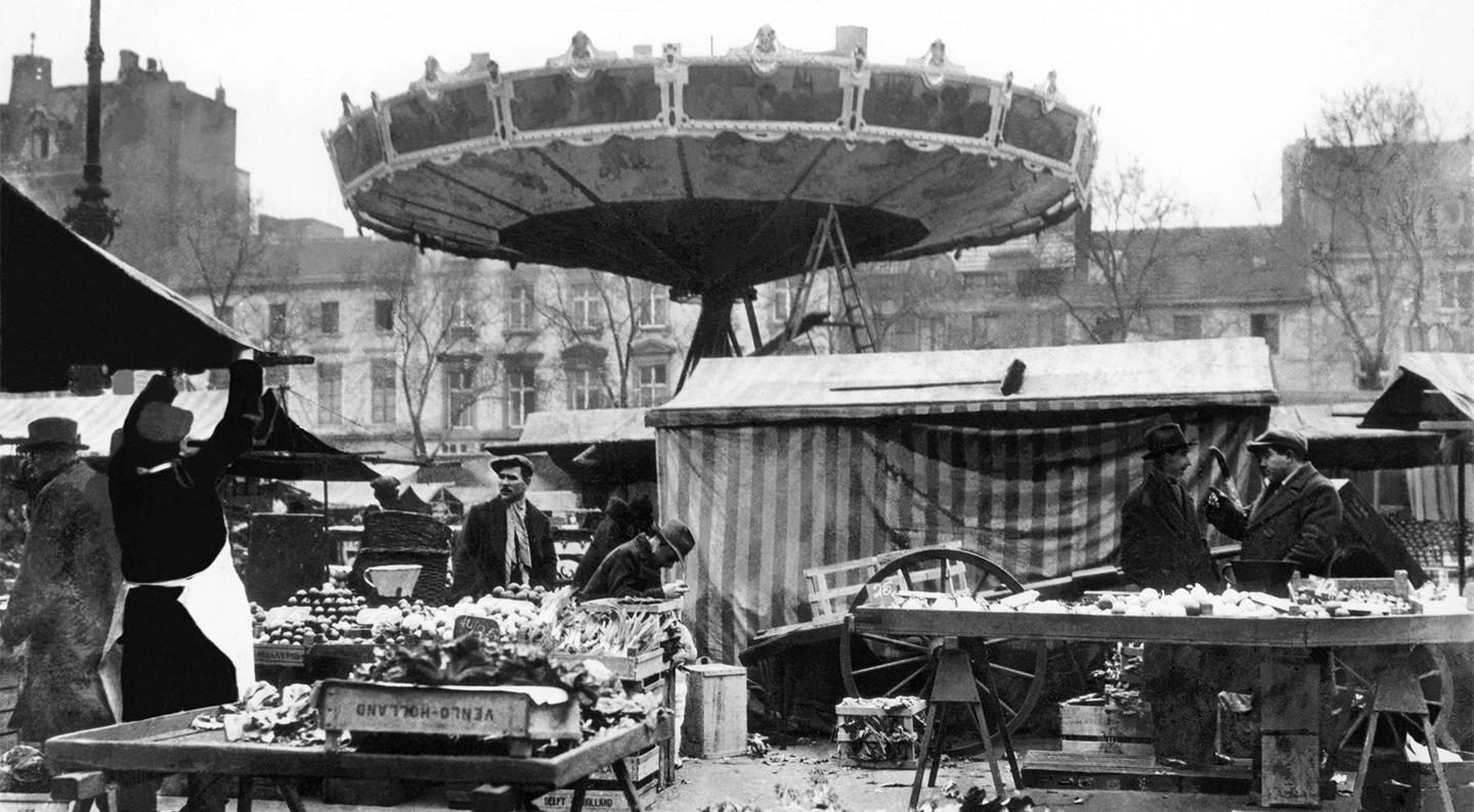 Der Carlsplatz 1934 mit Karussell © Stadtarchiv, Julius Söhn
